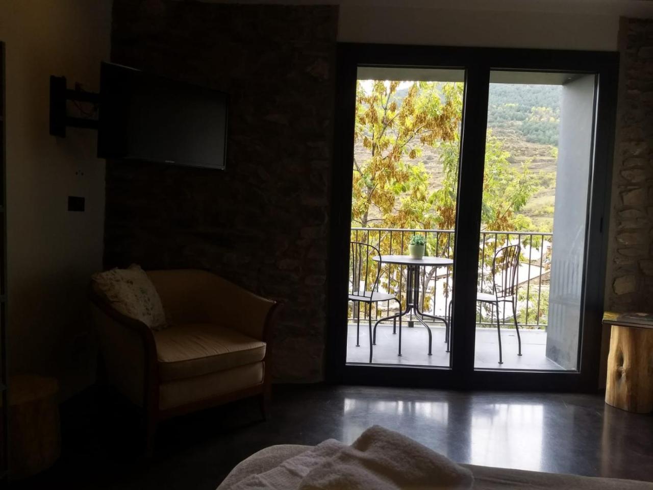 Sao Hotel - Adults Only Bescaran ภายนอก รูปภาพ